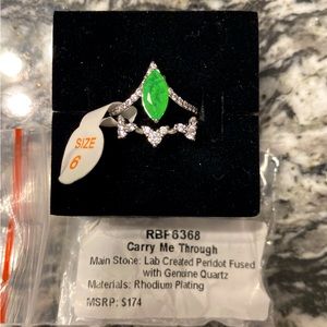 Bomb Party Ring 💍 Size 6 | August Collection 💚